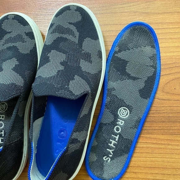 ROTHY’S gray two tone slip on sneakers shoes comfort machine washable all year 5 - Picture 10 of 10
